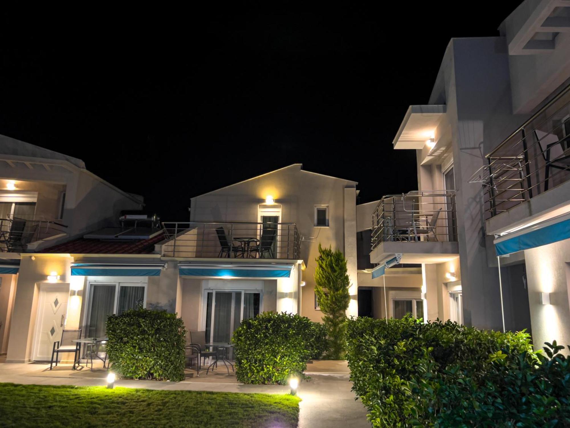 Yalos Beach Maisonettes Skala Sotiros Exterior foto